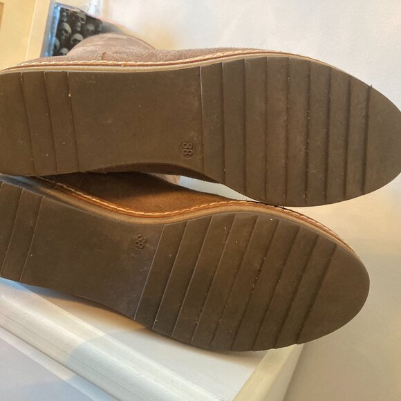 BOEMOS Grey Soft Leather Boots - EUC - Picture 6 of 12